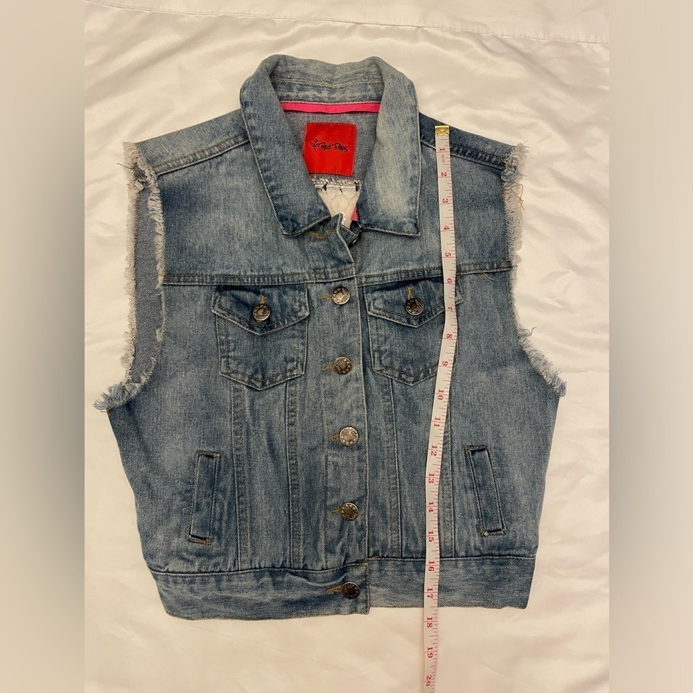 Red Tulips size large jean vest - Picture 10 of 13